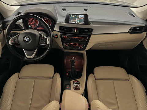 BMW X1 sDrive18i High Executive Leer Navi Cruise Trekh. NAP