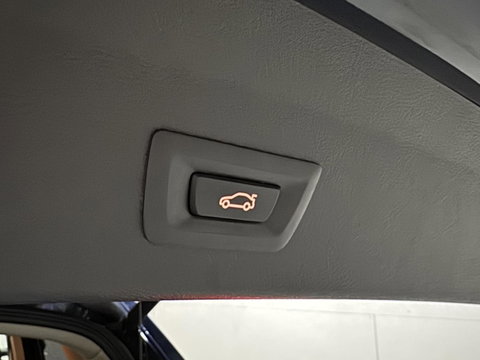 BMW X1 sDrive18i High Executive Leer Navi Cruise Trekh. NAP