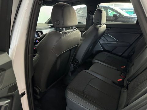 Audi Q3 40 TFSI quattro S Line Pano|Camera|ACC|Lane|Dodehoek