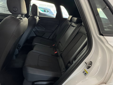 Audi Q3 40 TFSI quattro S Line Pano|Camera|ACC|Lane|Dodehoek