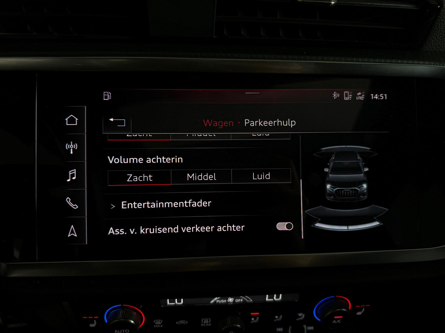 Audi Q3 40 TFSI quattro S Line Pano|Camera|ACC|Lane|Dodehoek