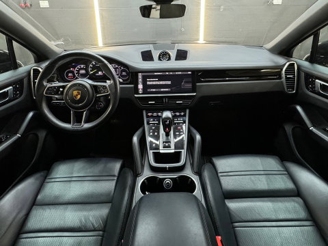Porsche Cayenne Coupé 3.0 E-Hybrid Pano|Sportdesign|BOSE|VOL
