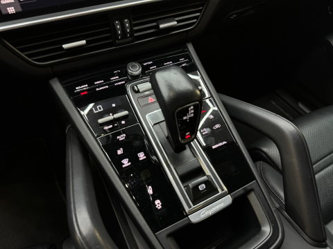 Porsche Cayenne Coupé 3.0 E-Hybrid Pano|Sportdesign|BOSE|VOL