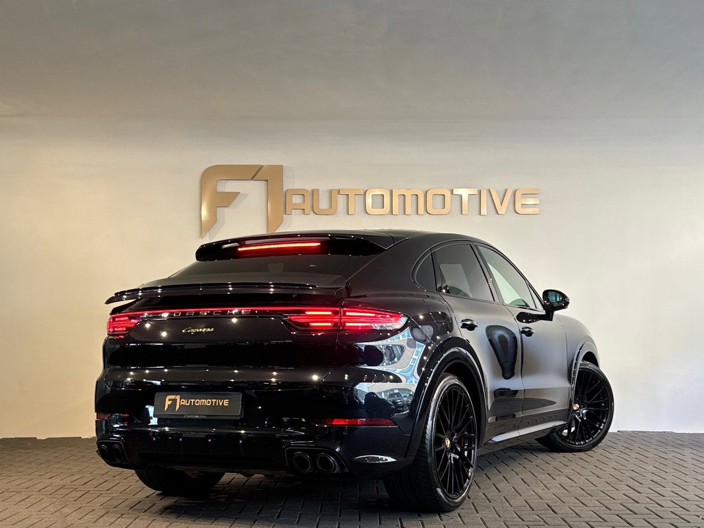 Porsche Cayenne Coupé 3.0 E-Hybrid Pano|Sportdesign|BOSE|VOL