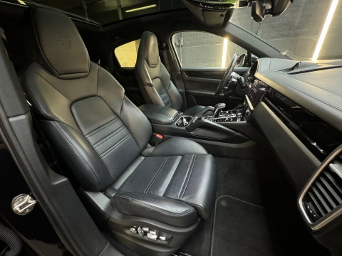 Porsche Cayenne Coupé 3.0 E-Hybrid Pano|Sportdesign|BOSE|VOL