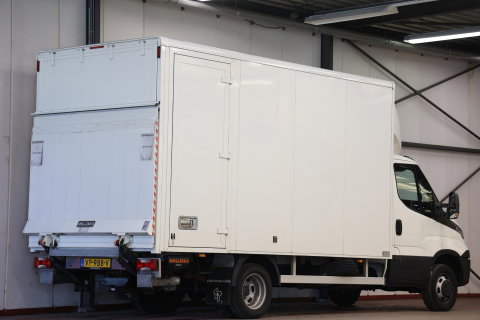 Iveco Daily 40C15V 3.0 BAKWAGEN MET LAADKLEP EN TREKHAAK