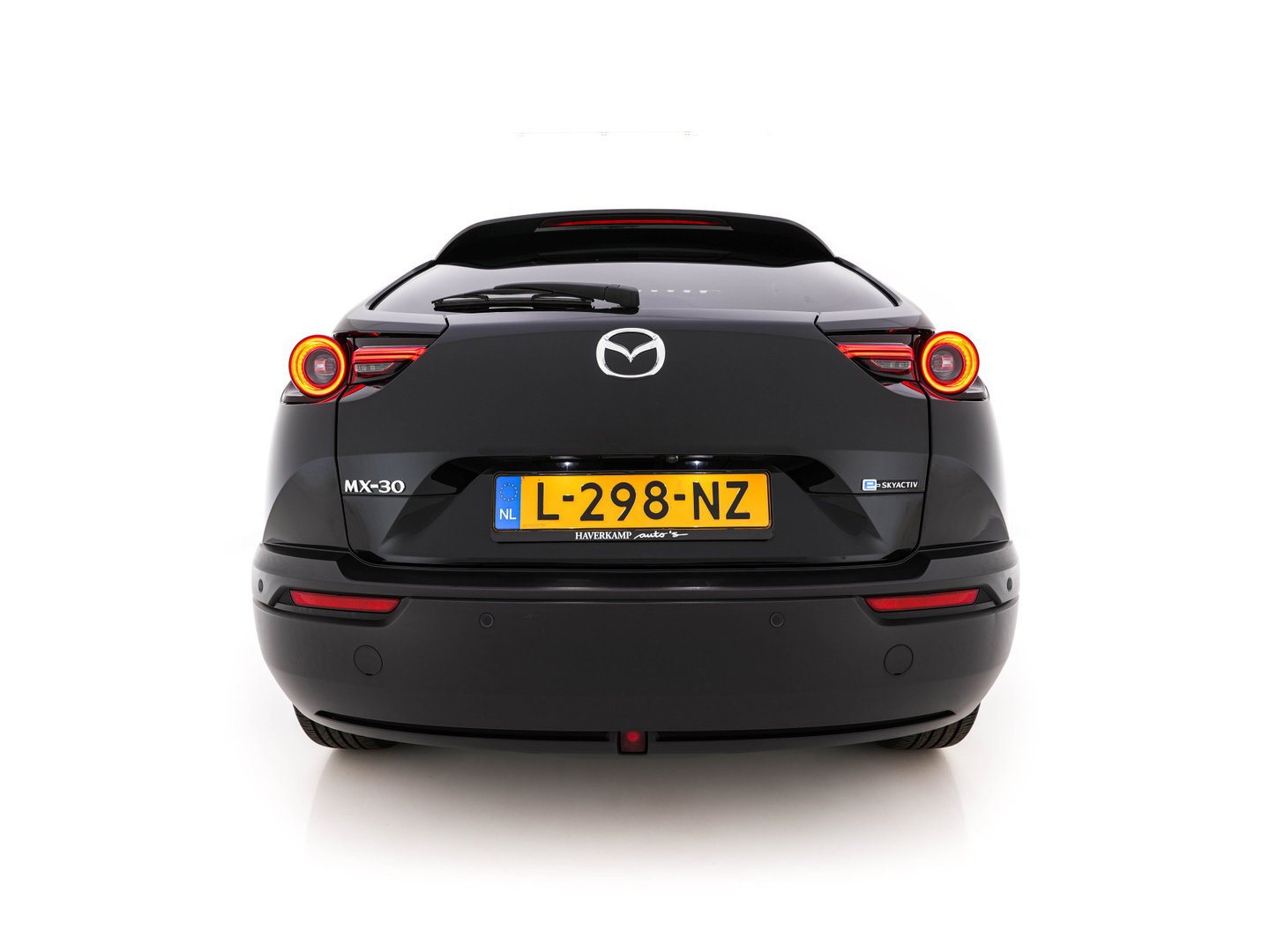 Mazda MX-30 e-SkyActiv 145 Luxury 36 kWh (INCL-BTW) *PANO | HEAD-UP | ADAPTIVE-CRUISE | BLIND-SPOT | FULL-LED | KEYLESS | TOP-VIEW | DAB+ | BOSE-AUDIO | NAVI-FULLMAP | DIGI-COCKPIT | HEATED-COMFORTSEATS | 18''ALU*