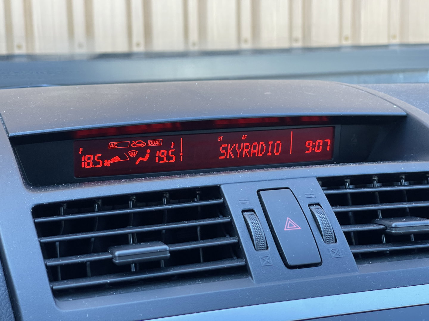 Mazda 6 Sportbreak 1.8 Business | Handel/Export | Airconditioning | Trekhaak | Parkeersensoren | Cruise control |