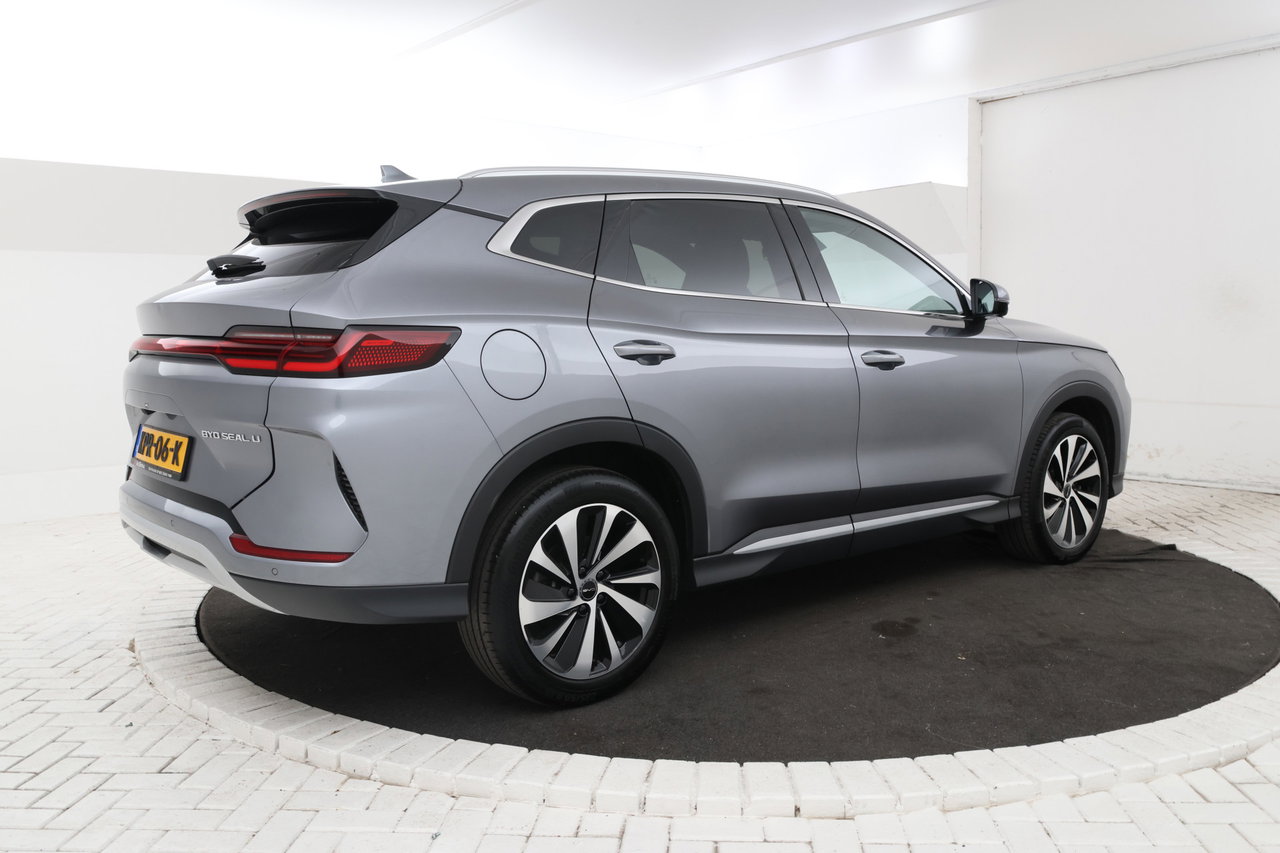 BYD SEAL U