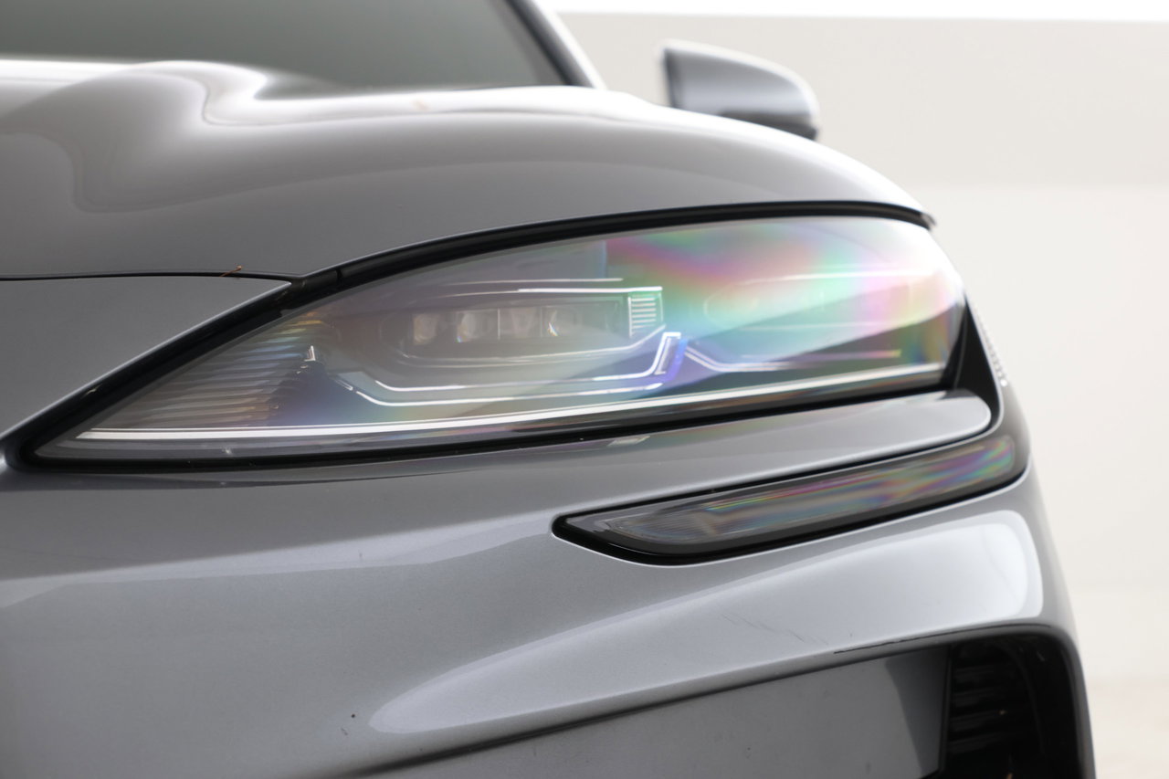 BYD SEAL U