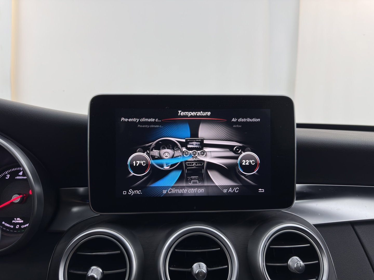 Mercedes-Benz C-Klasse 350 e Lease Edition Aut. *PANO | LEATHER | FULL-LED | HEATED-SPORTSEATS | NAVI-FULLMAP | AIRMATIC | ECC | PDC | CRUISE | 17''ALU*