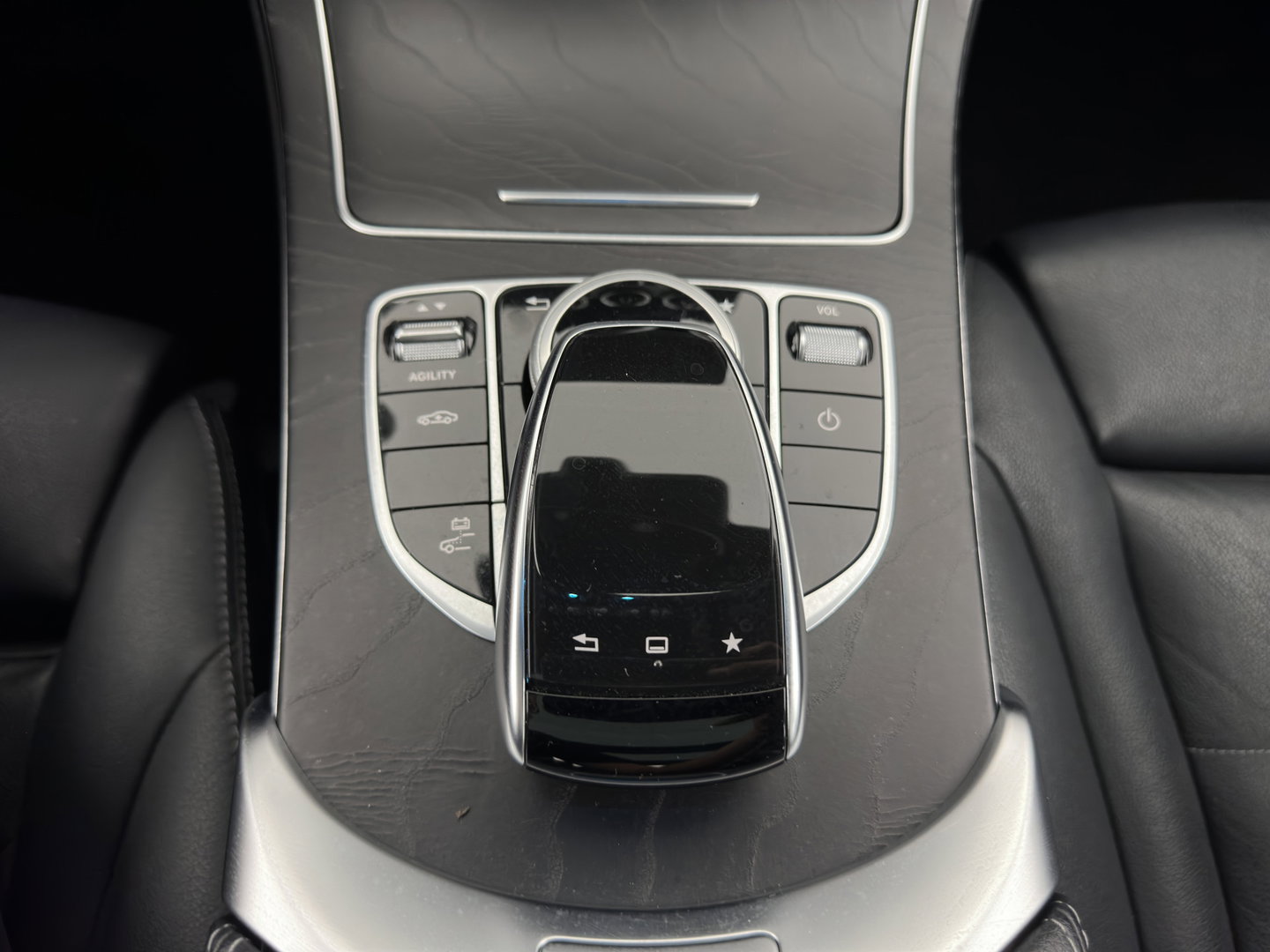 Mercedes-Benz C-Klasse 350 e Lease Edition Aut. *PANO | LEATHER | FULL-LED | HEATED-SPORTSEATS | NAVI-FULLMAP | AIRMATIC | ECC | PDC | CRUISE | 17''ALU*