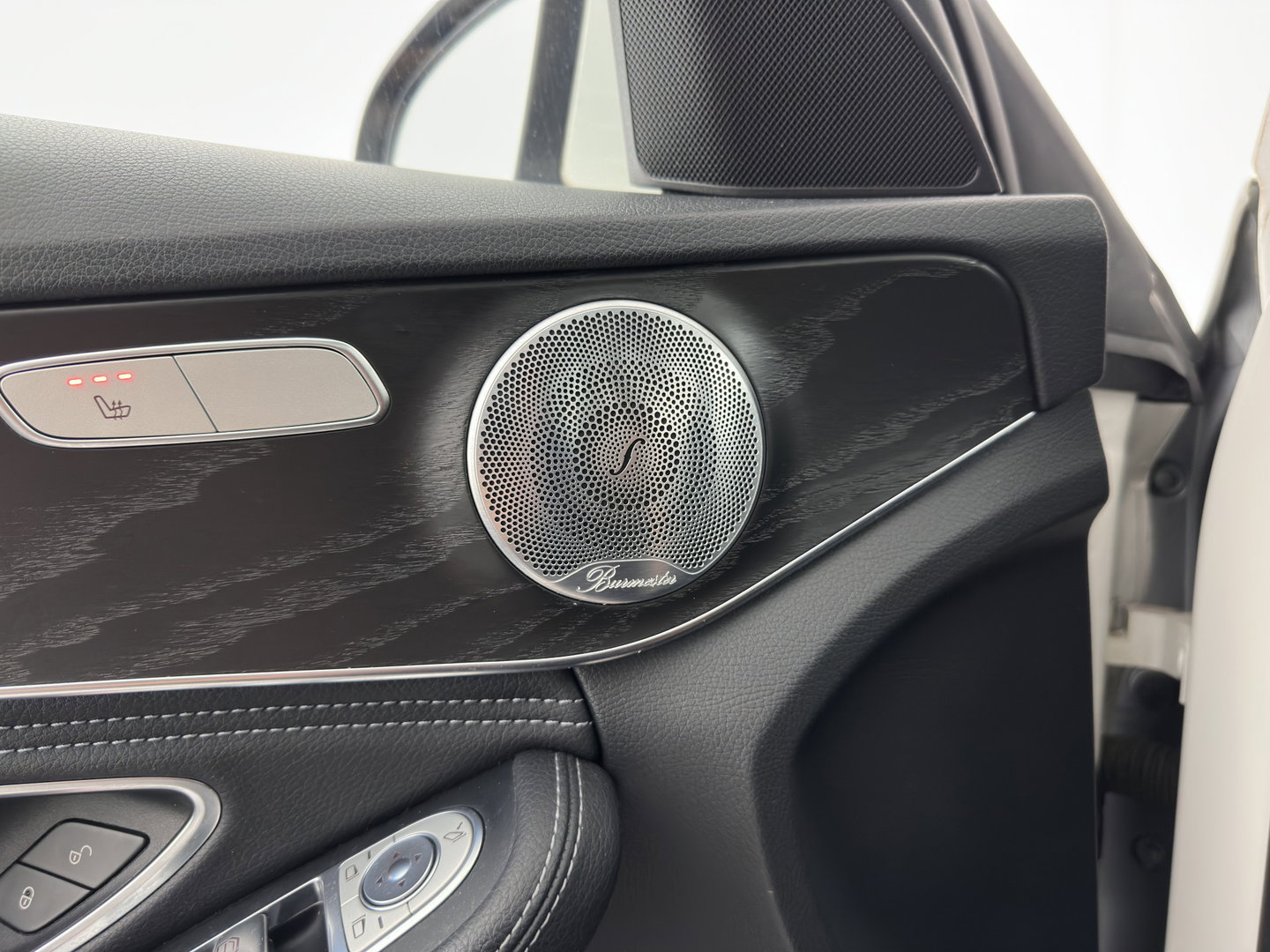 Mercedes-Benz C-Klasse 350 e Lease Edition Aut. *PANO | LEATHER | FULL-LED | HEATED-SPORTSEATS | NAVI-FULLMAP | AIRMATIC | ECC | PDC | CRUISE | 17''ALU*