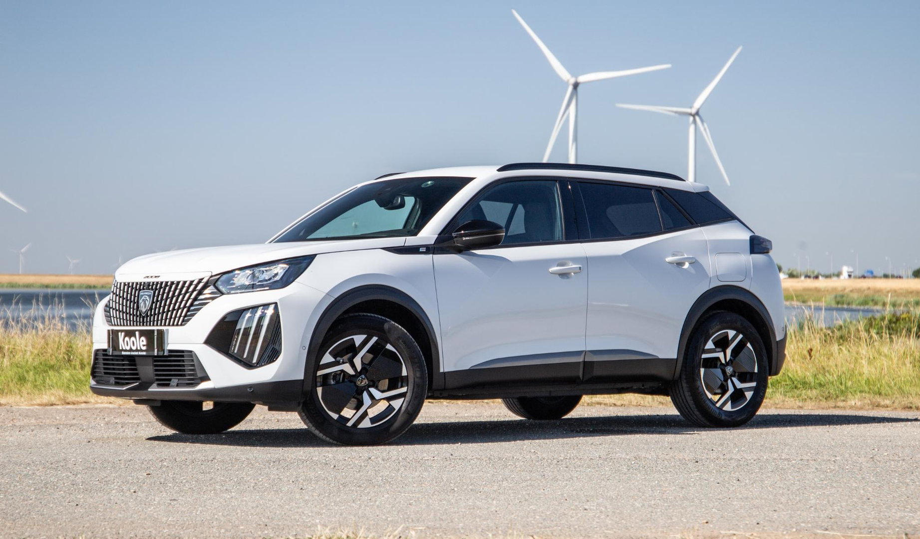 Peugeot e-2008 EV Allure 54 kWh ADAPTIVE CRUISE / CARPLAY / CAMERA / NAVI