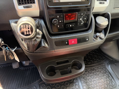 Fiat Ducato 35 2.3 MultiJet 16-pk L3H2 Maxi / vaste prijs rijklaar € 15.950 ex btw / euro 6 / bpm vrij / lease vanaf € / dubbele schuifdeur / cruise en climate control / standkachel / imperial