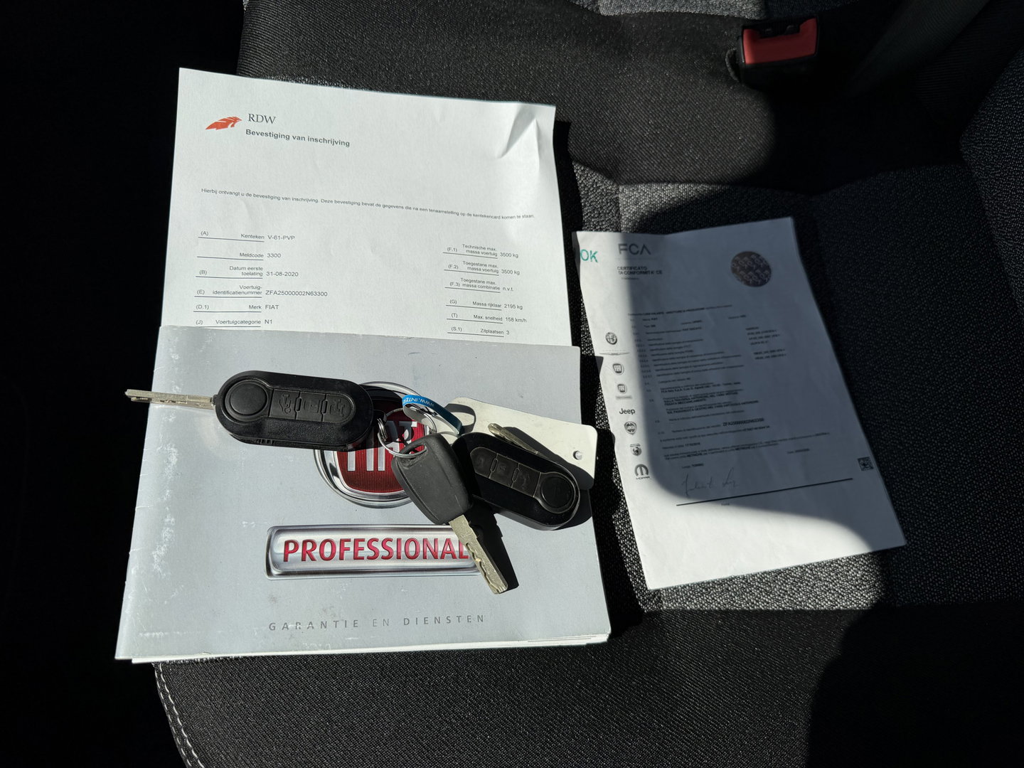 Fiat Ducato 35 2.3 MultiJet 16-pk L3H2 Maxi / vaste prijs rijklaar € 15.950 ex btw / euro 6 / bpm vrij / lease vanaf € 269 / dubbele schuifdeur / cruise en climate control / standkachel / imperial