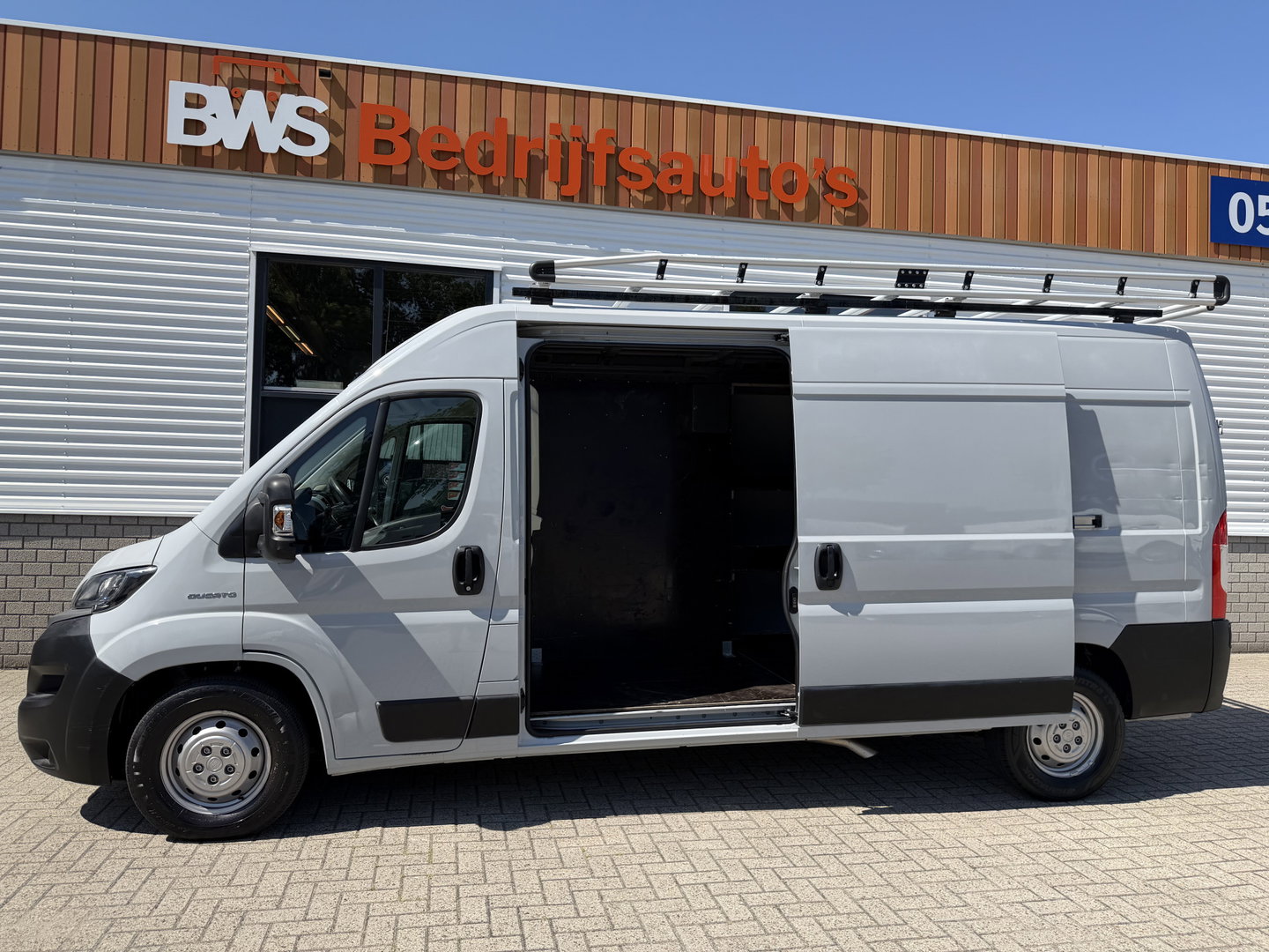 Fiat Ducato 35 2.3 MultiJet 16-pk L3H2 Maxi / vaste prijs rijklaar € 15.950 ex btw / euro 6 / bpm vrij / lease vanaf € 269 / dubbele schuifdeur / cruise en climate control / standkachel / imperial