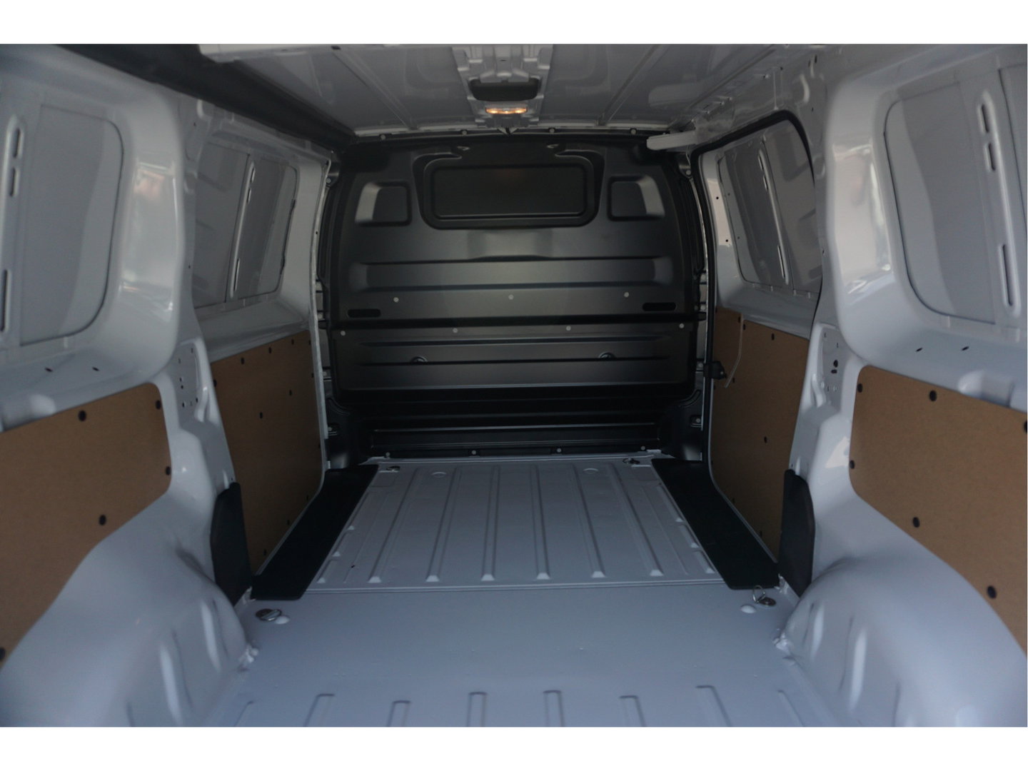 Peugeot Expert 2.0D 180PK EAT8 AUT L2H1 BPM VRIJ!! Navi, Camera, Climate, Stuur verw. Cruise!! Nr. 02