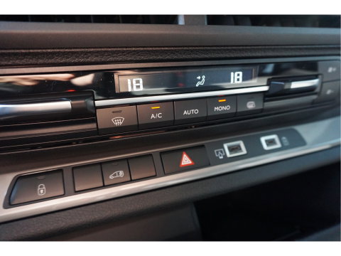 Peugeot Expert 2.0D 180PK EAT8 AUT L2H1 BPM VRIJ!! Navi, Camera, Climate, Stuur verw. Cruise!! Nr. 03