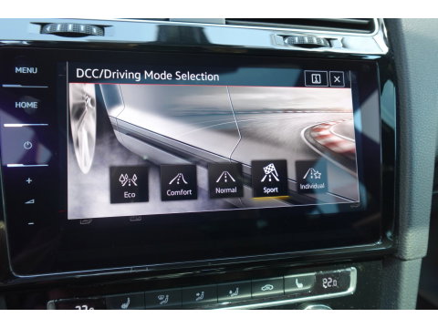Volkswagen Golf 2.0 TSI GTI TCR AKRA PANO KEYLESS