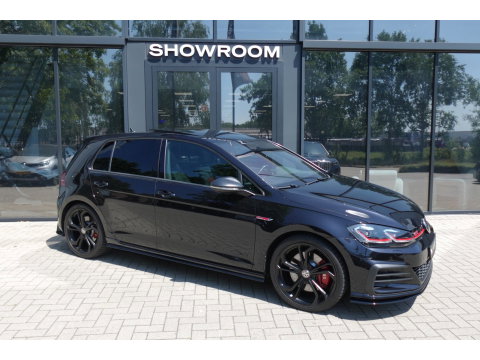Volkswagen Golf 2.0 TSI GTI TCR AKRA PANO KEYLESS