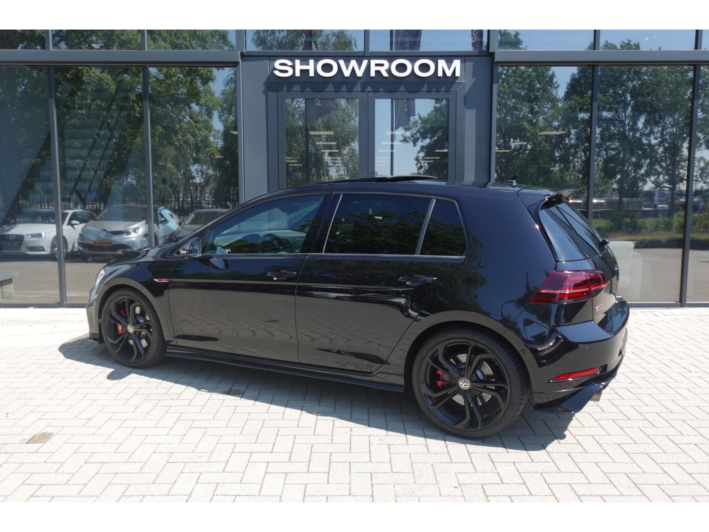 Volkswagen Golf 2.0 TSI GTI TCR AKRA PANO KEYLESS