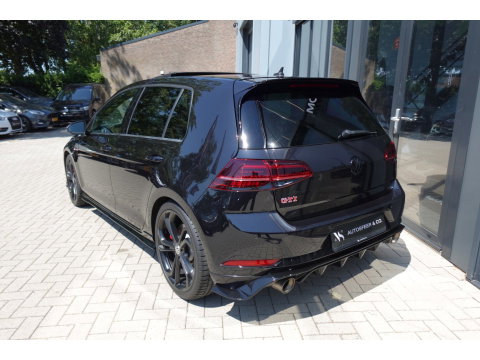 Volkswagen Golf 2.0 TSI GTI TCR AKRA PANO KEYLESS