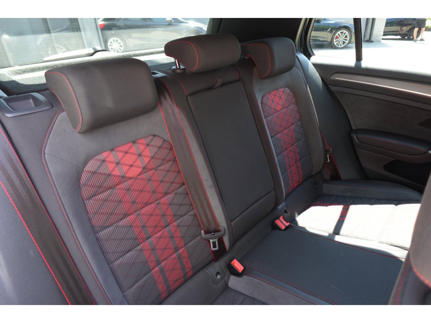 Volkswagen Golf 2.0 TSI GTI TCR AKRA PANO KEYLESS