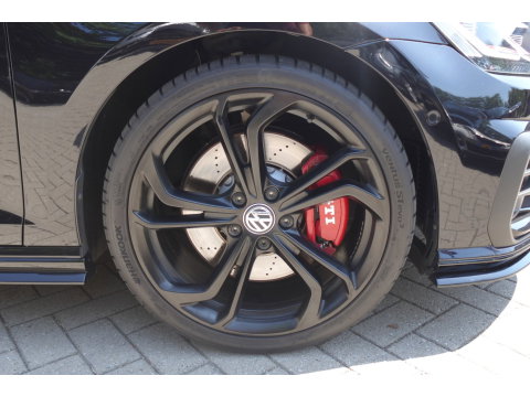 Volkswagen Golf 2.0 TSI GTI TCR AKRA PANO KEYLESS