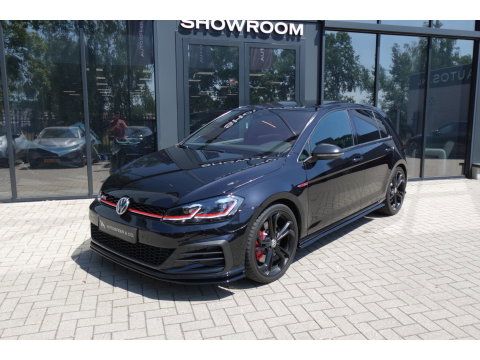 Volkswagen Golf 2.0 TSI GTI TCR AKRA PANO KEYLESS