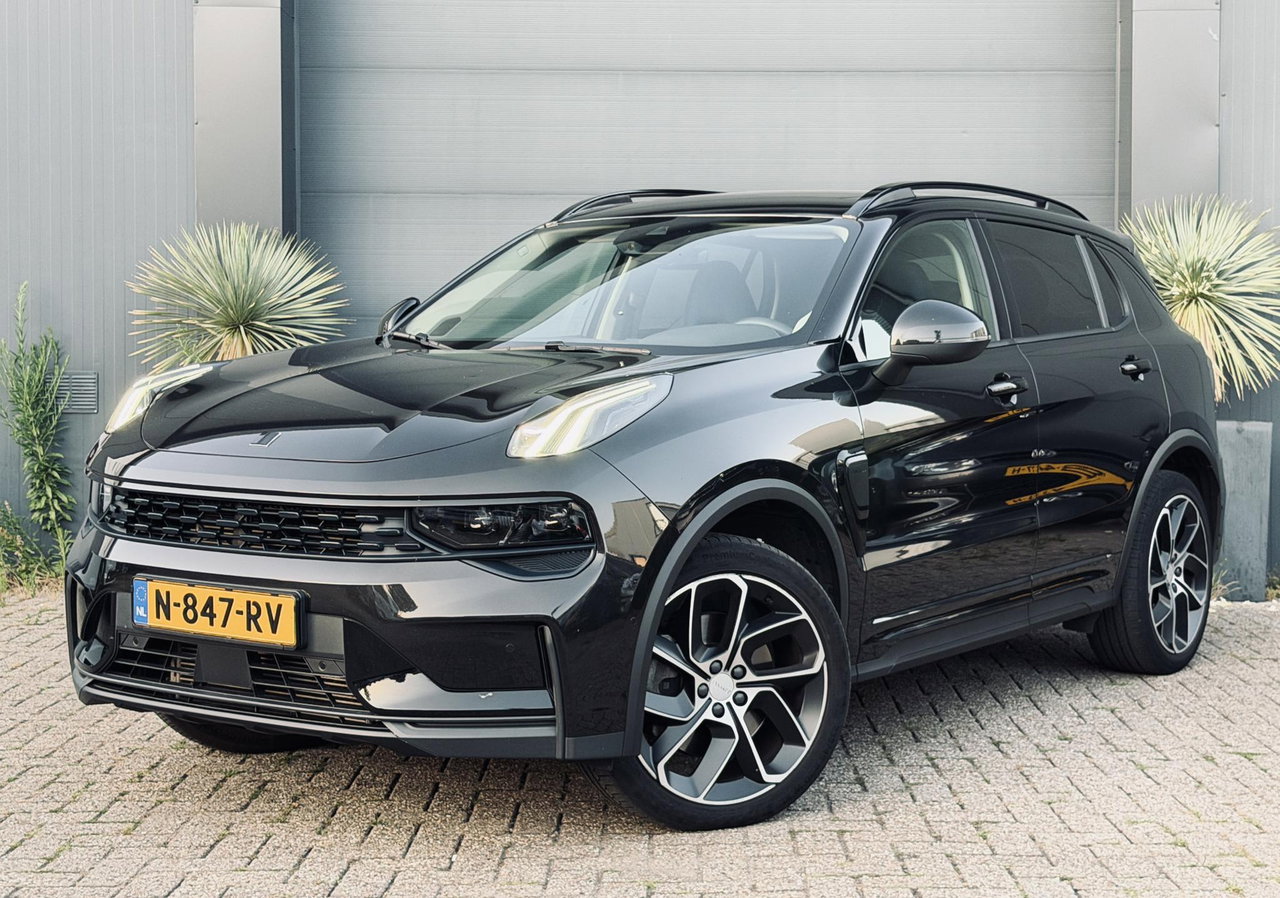 Lynk & Co 01