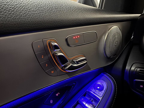Mercedes-Benz GLC 300e 4MATIC AMG Pano Luchtvering Burmester 360º