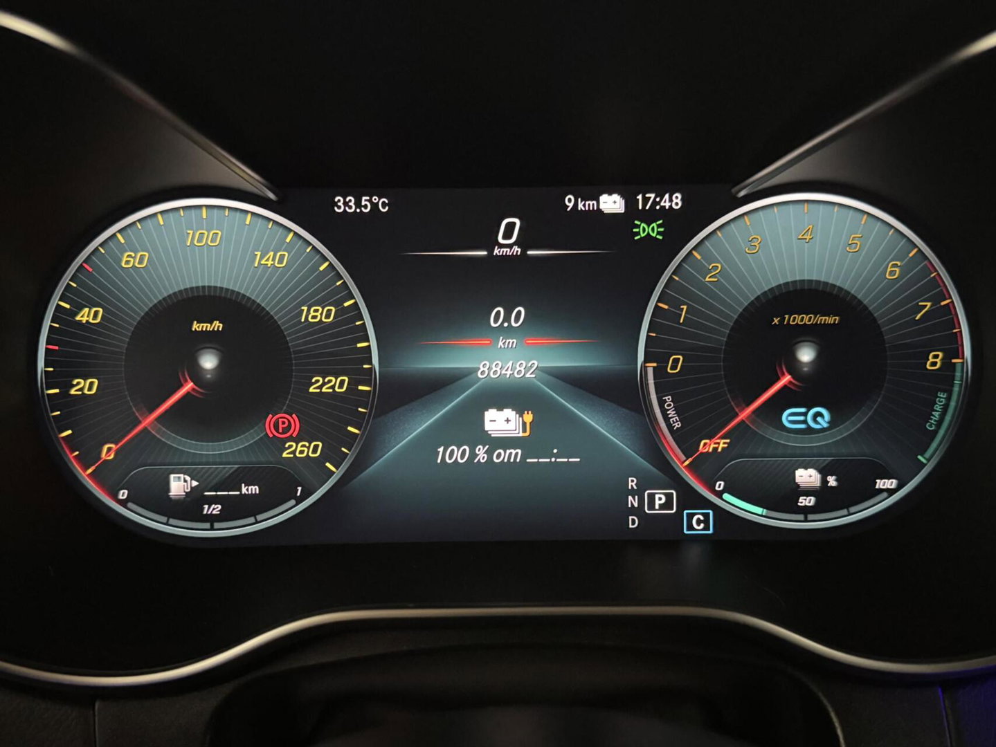 Mercedes-Benz GLC 300e 4MATIC AMG Pano Luchtvering Burmester 360º