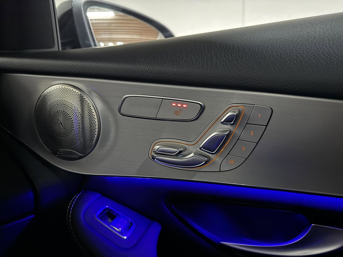 Mercedes-Benz GLC 300e 4MATIC AMG Pano Luchtvering Burmester 360º
