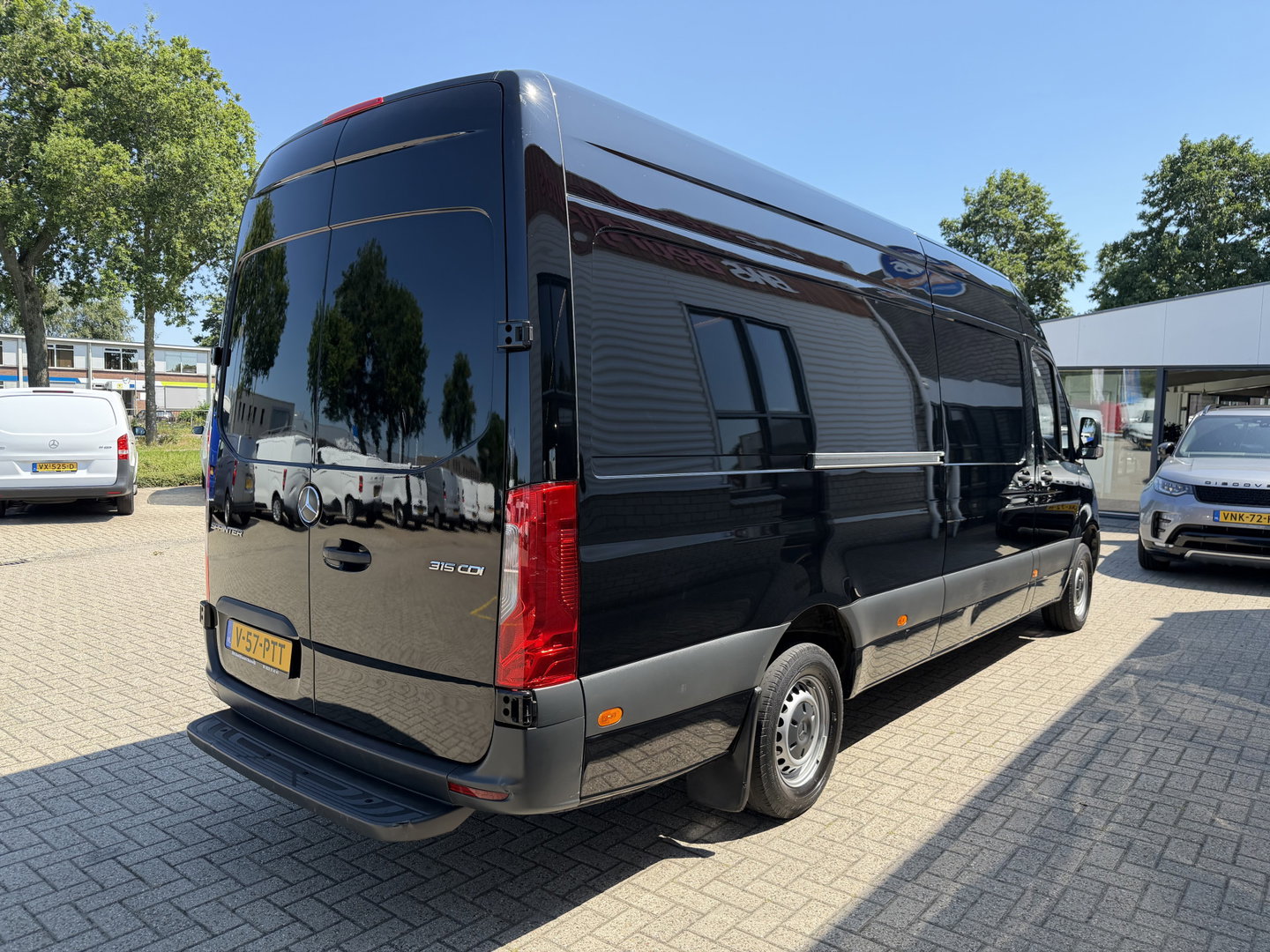 Mercedes-Benz Sprinter 315 1.9 CDI L3H2 / vaste prijs rijklaar € 28.950 ex btw / euro 6 / bpm vrij / lease vanaf € 473 / cruise en climate control / Apple Carplay Android Auto