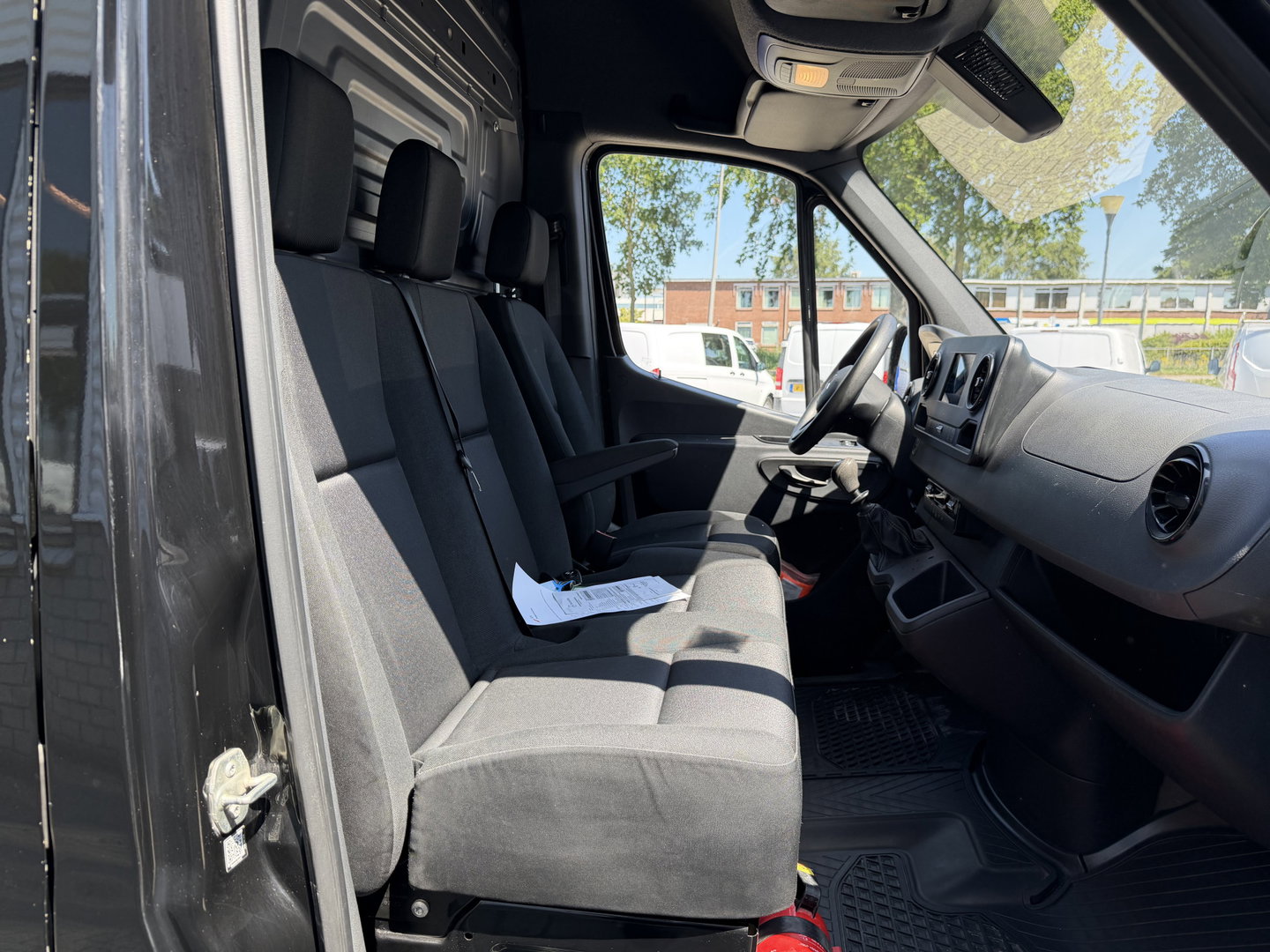 Mercedes-Benz Sprinter 315 1.9 CDI L3H2 / vaste prijs rijklaar € 28.950 ex btw / euro 6 / bpm vrij / lease vanaf € 473 / cruise en climate control / Apple Carplay Android Auto