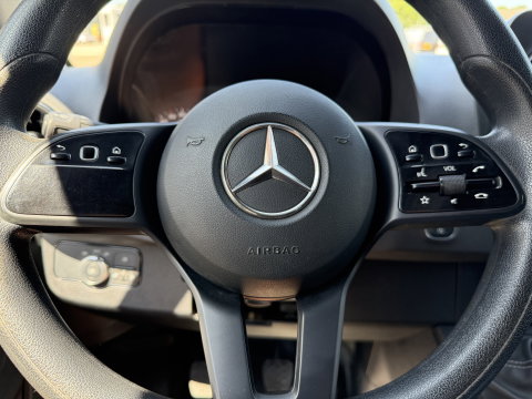 Mercedes-Benz Sprinter 315 1.9 CDI L3H2 / vaste prijs rijklaar € 28.950 ex btw / euro 6 / bpm vrij / lease vanaf € 473 / cruise en climate control / Apple Carplay Android Auto