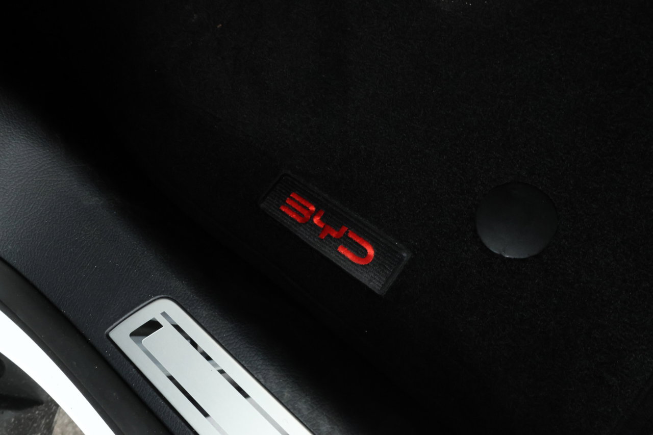 BYD SEAL U