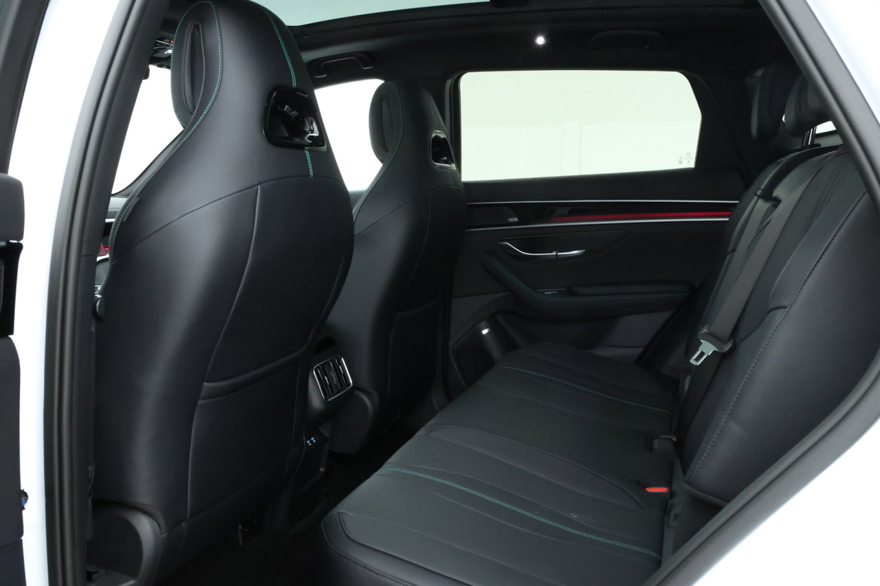 BYD SEAL U
