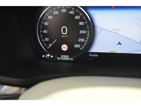 Volvo V60 Cross Country B5 AWD | Panoramadak | Adaptive Cruise | Harman/Kardon | Stoel + Stuur verwarmd | Trekhaak 1800KG |