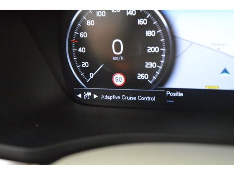 Volvo V60 Cross Country B5 AWD | Panoramadak | Adaptive Cruise | Harman/Kardon | Stoel + Stuur verwarmd | Trekhaak 1800KG |