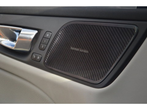 Volvo V60 Cross Country B5 AWD | Panoramadak | Adaptive Cruise | Harman/Kardon | Stoel + Stuur verwarmd | Trekhaak 1800KG |