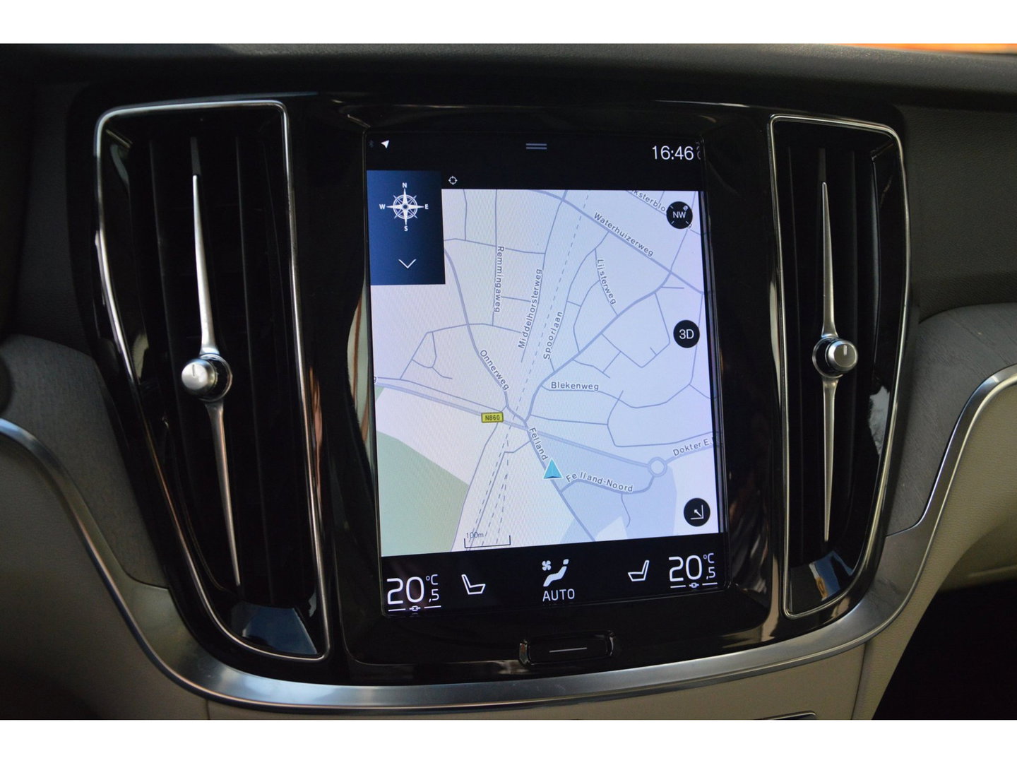 Volvo V60 Cross Country B5 AWD | Panoramadak | Adaptive Cruise | Harman/Kardon | Stoel + Stuur verwarmd | Trekhaak 1800KG |