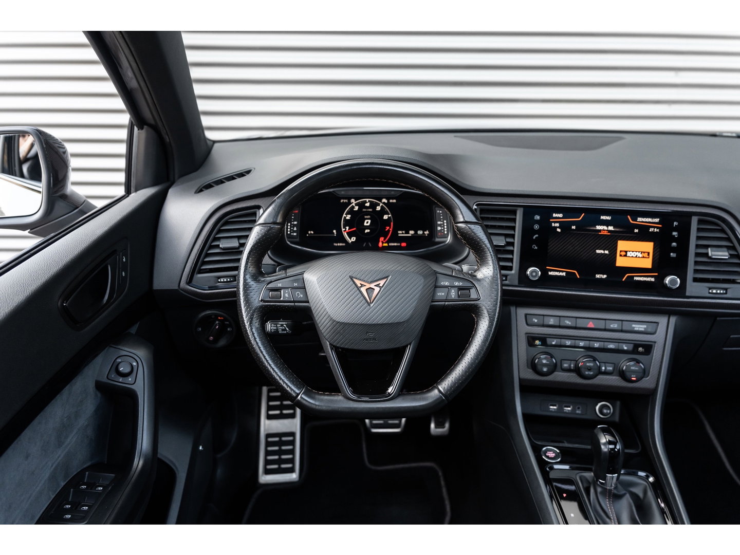 CUPRA Ateca 2.0 TSI 4DRIVE LIMITED AKRA CARBON PANO BREMBO