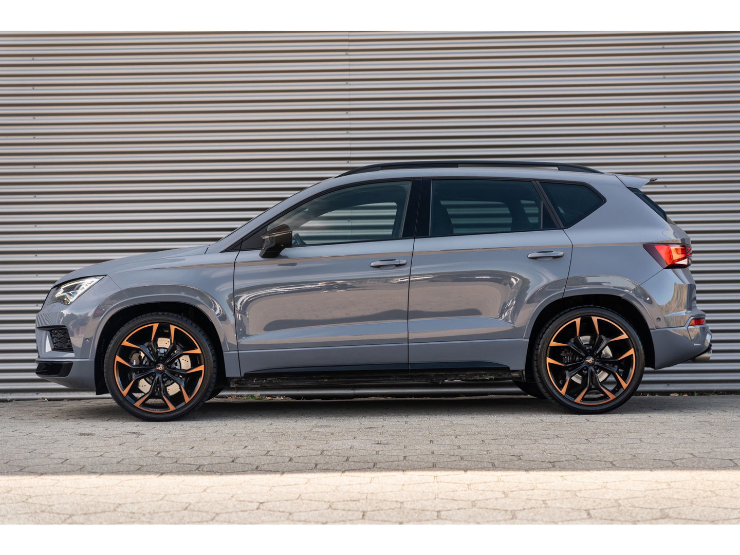 CUPRA Ateca 2.0 TSI 4DRIVE LIMITED AKRA CARBON PANO BREMBO