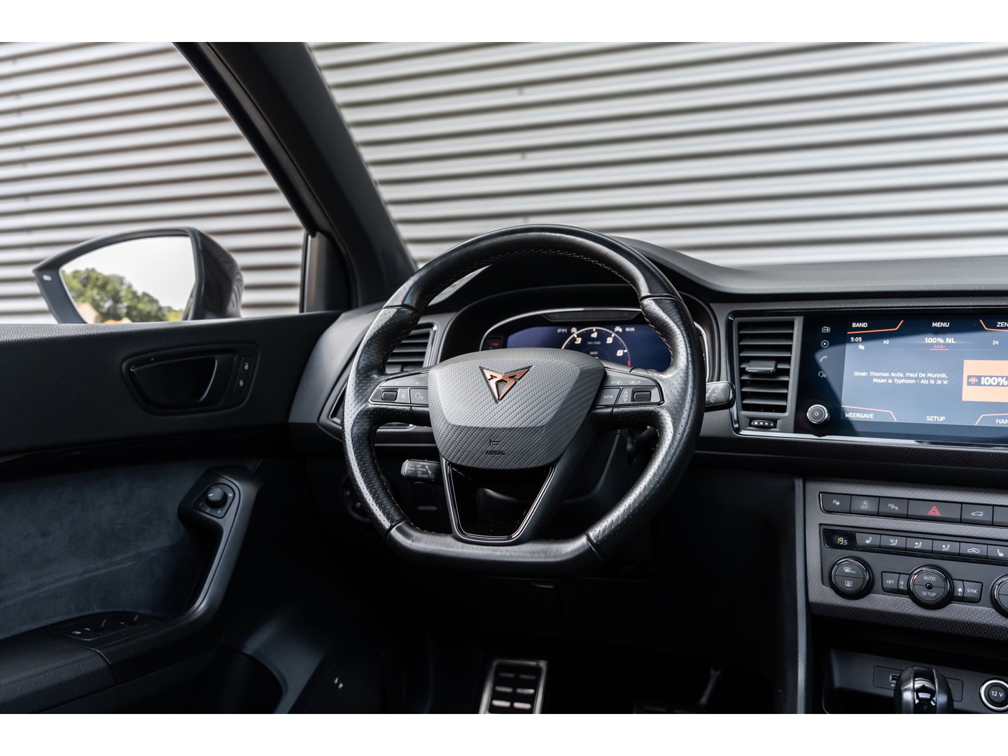 CUPRA Ateca 2.0 TSI 4DRIVE LIMITED AKRA CARBON PANO BREMBO