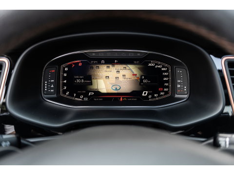SEAT Leon ST 2.0 TSI CUPRA R 4DRIVE PANO CARBON BREMBO BEATS