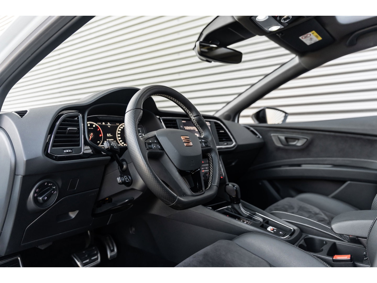 SEAT Leon 2.0 TSI CUPRA ULTIMATE PANO BEATS KEYLESS CAMERA