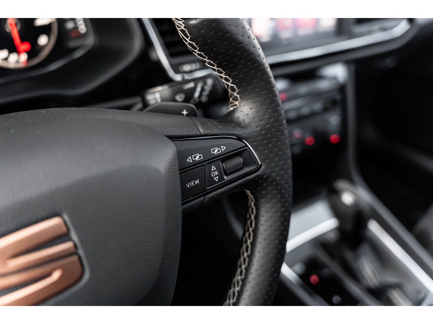 SEAT Leon 2.0 TSI CUPRA ULTIMATE PANO BEATS KEYLESS CAMERA