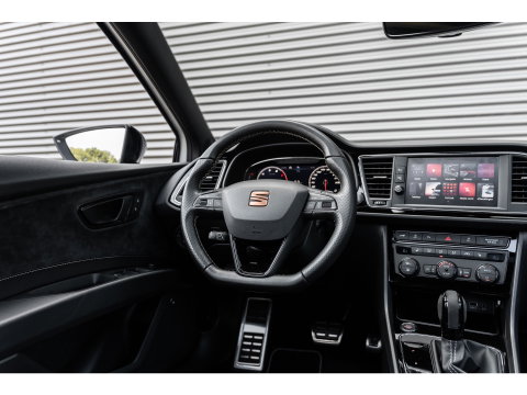 SEAT Leon 2.0 TSI CUPRA ULTIMATE PANO BEATS KEYLESS CAMERA